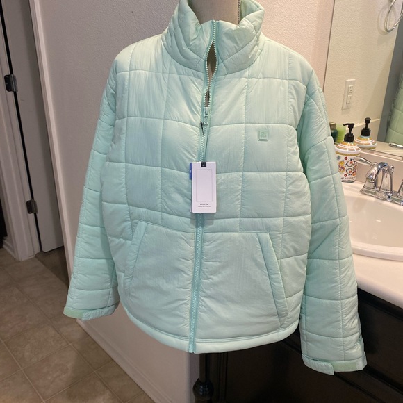 NWT  Rip Curl Puff Jacket - Picture 4 of 9